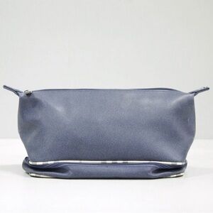 💚 Burberry Fragrance Navy Nova Check Pouch Bag Vanity Bag
Double Stack/ Rare🩷